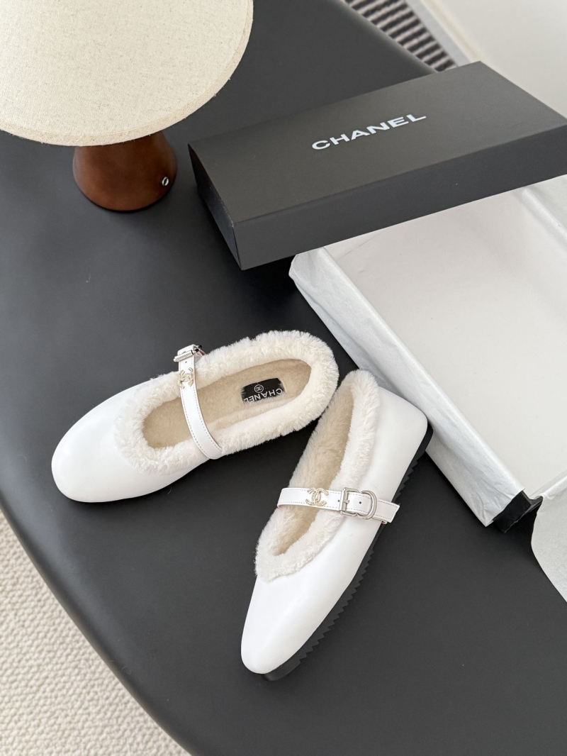 Ch**el loafers
